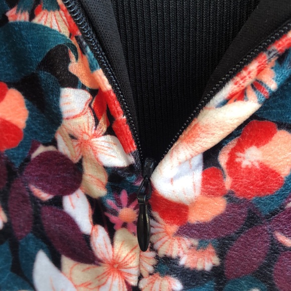 NWT Beautiful Bright Floral Colorful BCBGeneration Dress 👗 Size 12 - Picture 4 of 17